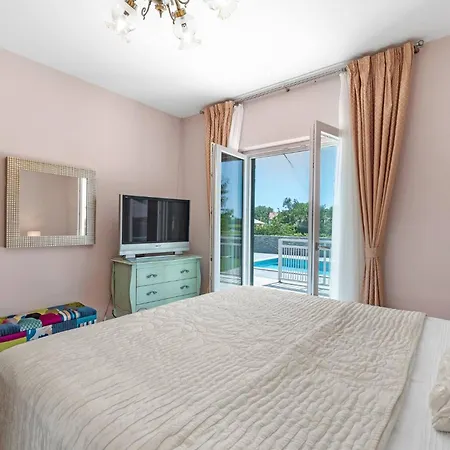 Casa de Férias Rural Endi Lozovac