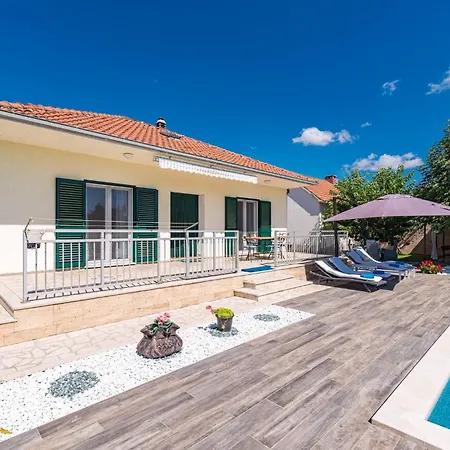 Feriehus Rural Endi *