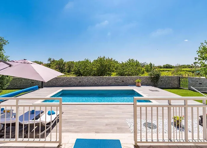 Holiday home Rural Endi *