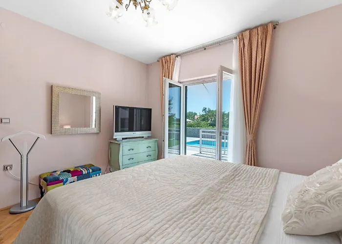 Holiday home Rural Endi Lozovac