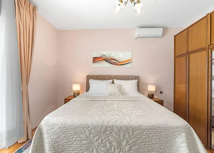 Rural Endi Holiday home Lozovac